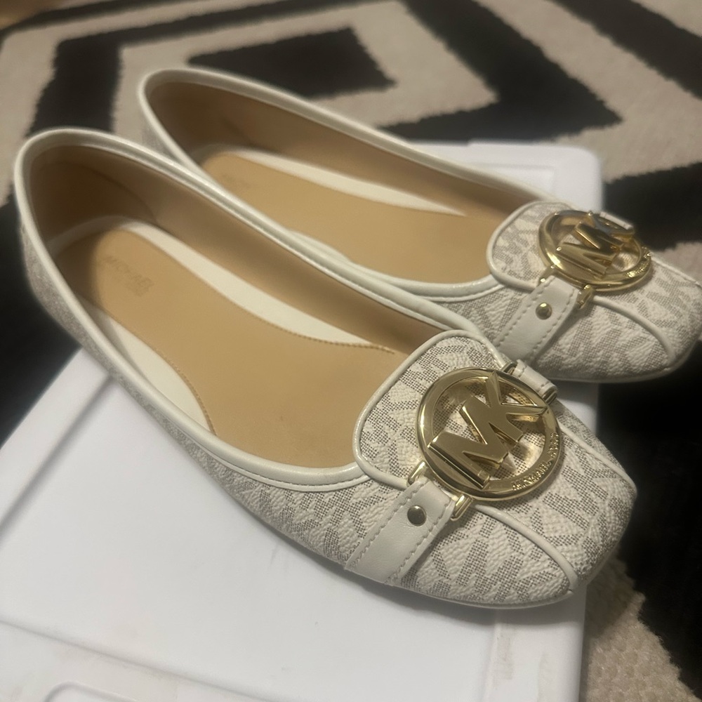 Michael Kors Beige Loafers with Gold Emblem